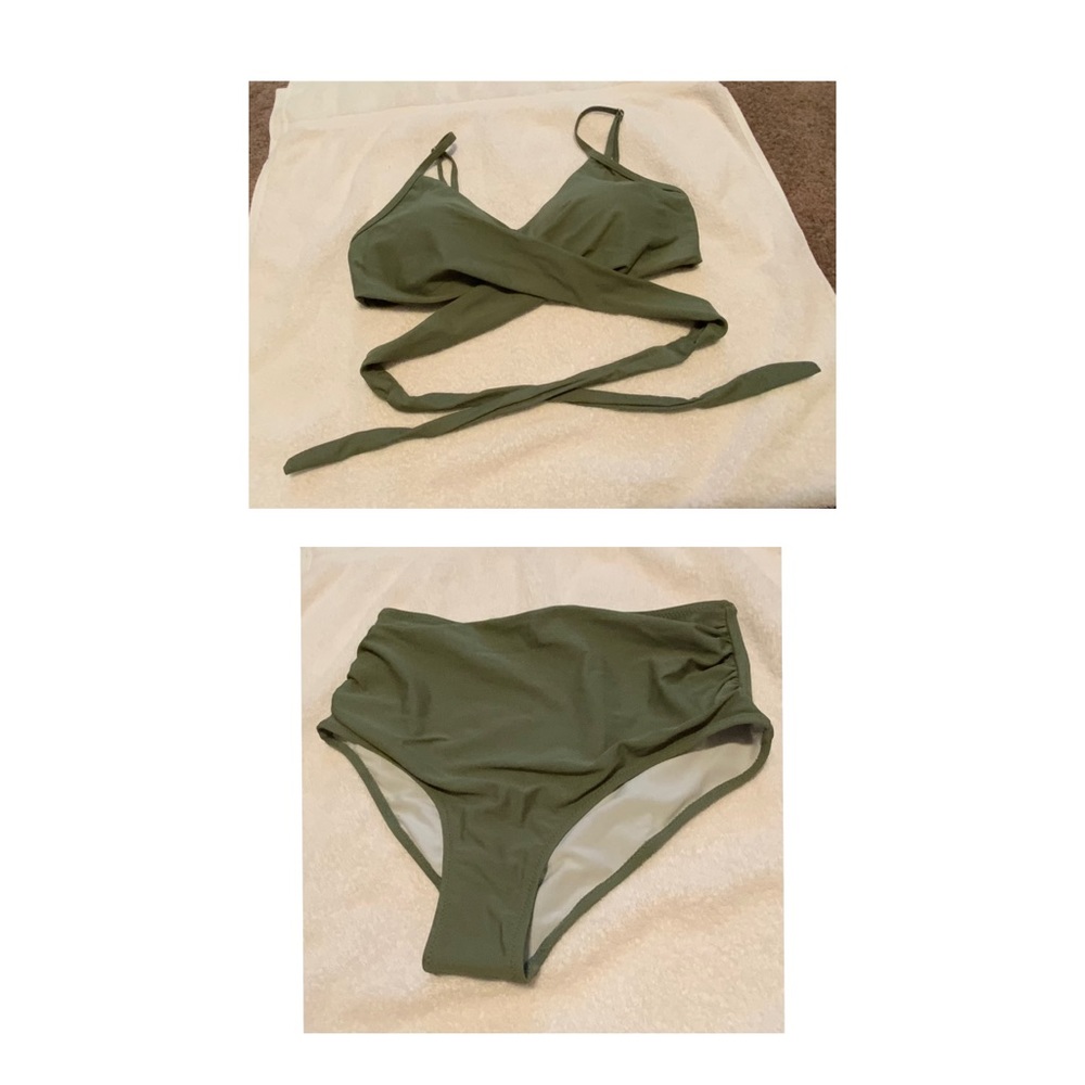 NWOT BANDAGE TOP Bathing suit - 2 piece from Target - green sz L sanitary strip
